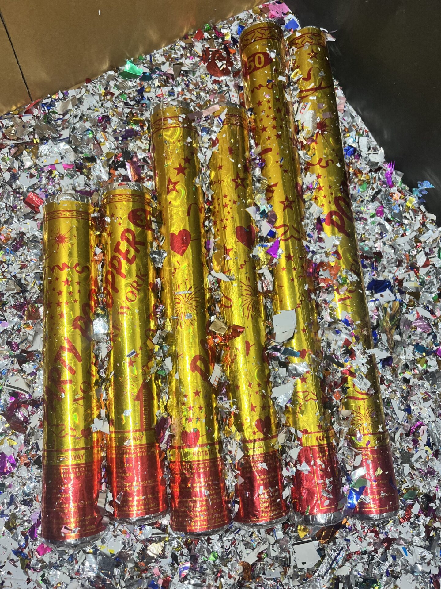 Golden Party popper